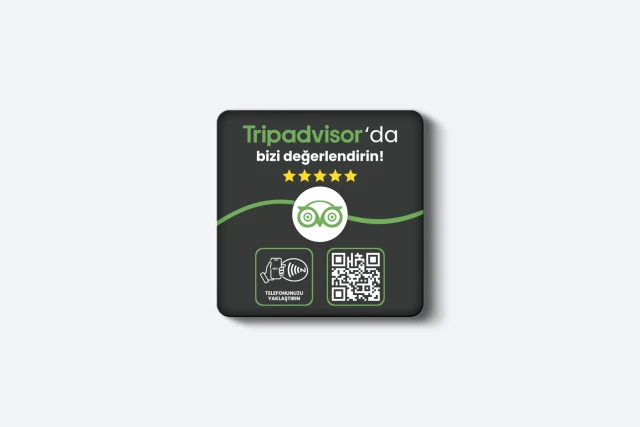 Tripadvisor Yorum Kartı - 3mm Pleksi - NFC & QR Özellikli - Kare (Siyah)